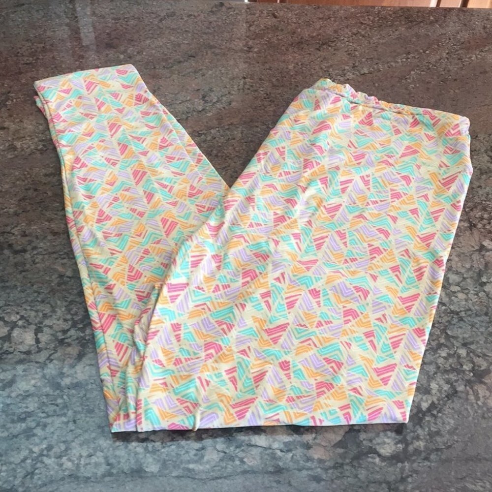 TC NWOT LuLaRoe Leggings BB42 1063